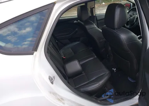 2013 Ford Focus Se из США, поврежденный, VIN 1FADP3K2XDL124882